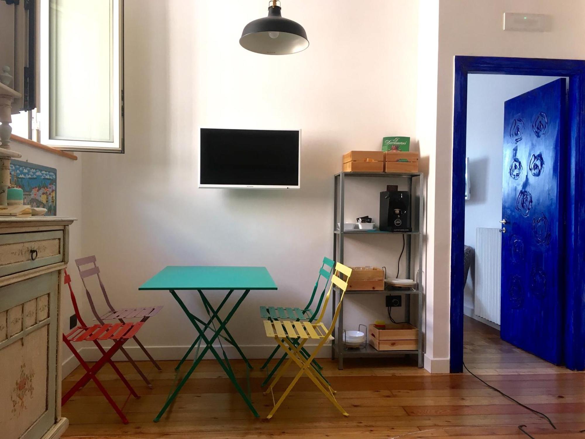 Mansarda Bellini Apartment Naples Room photo